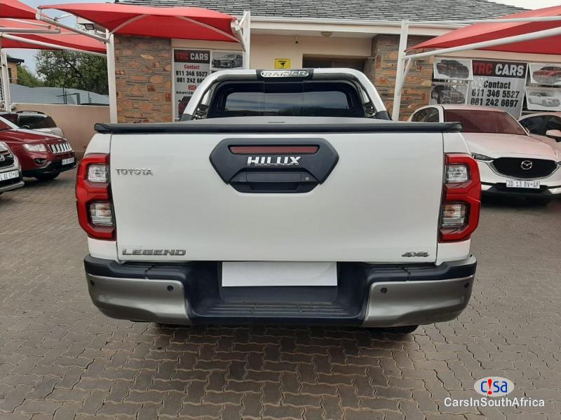 Toyota Hilux 0784119228 Automatic 2022 - image 2