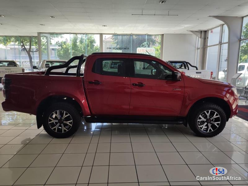 Isuzu Other 0616417846 Automatic 2024 in Northern Cape