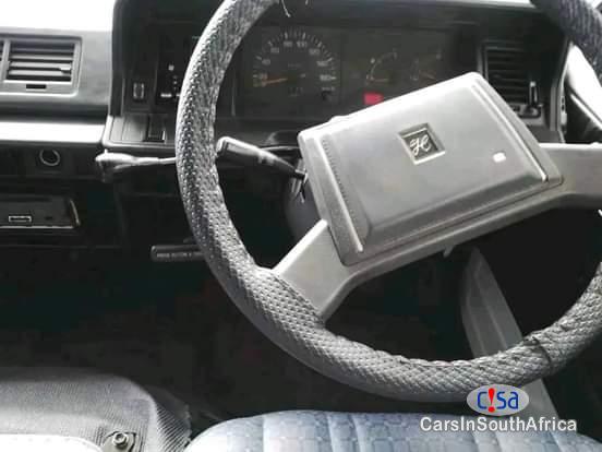 Picture of Toyota Hilux 2 4 0671651564 Manual 2004 in Limpopo