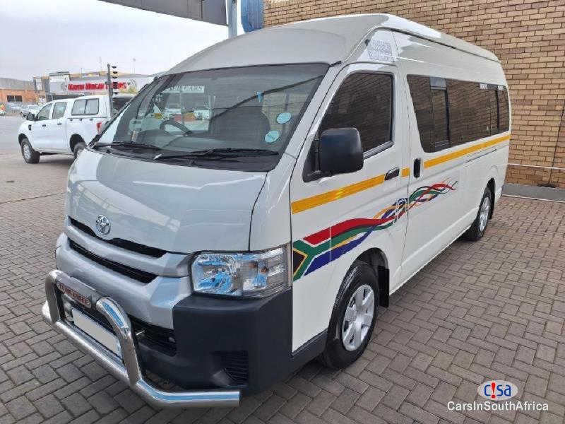 Toyota Quantum 2.5D-4D Quantum Manual 2021 - image 2