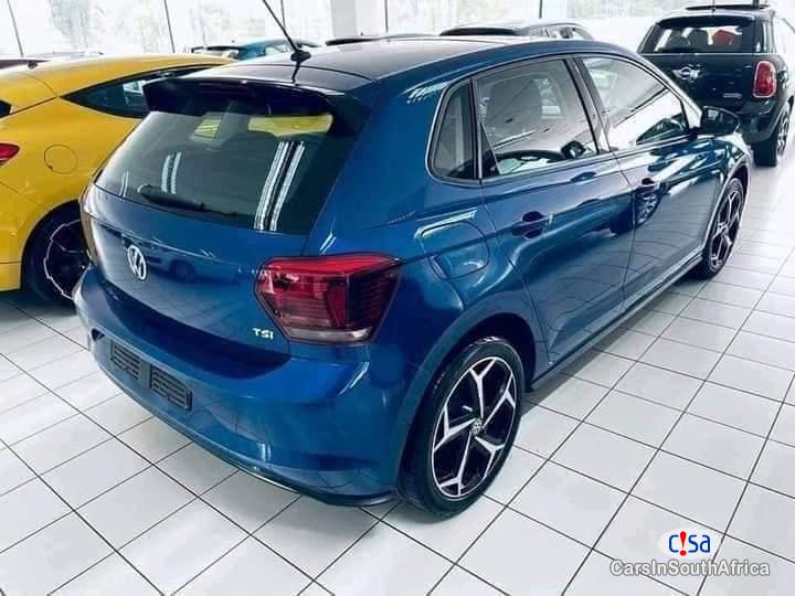 Volkswagen Polo 1.0 Automatic 2018 - image 3