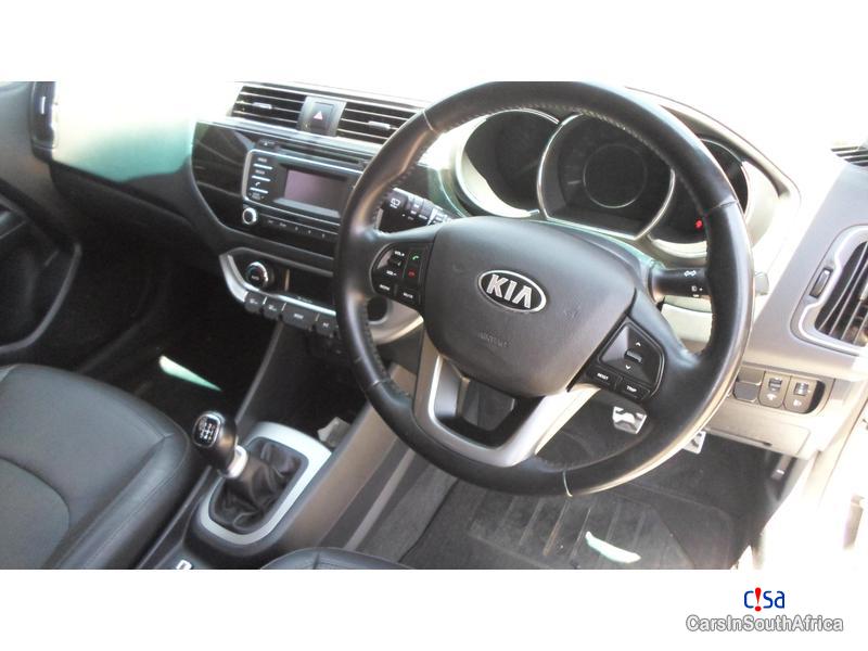 Kia Rio 1.4 Manual 2016 - image 5