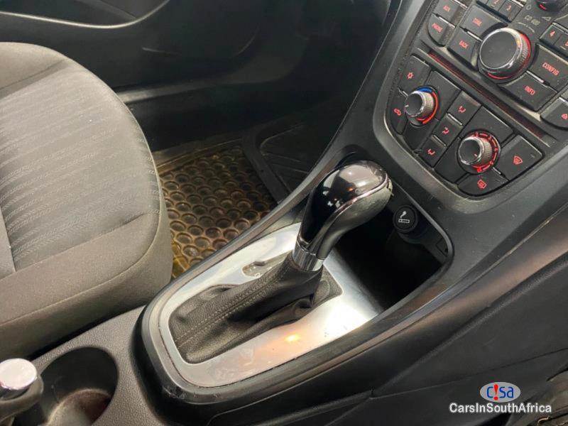 Opel Astra Automatic 2014 - image 11