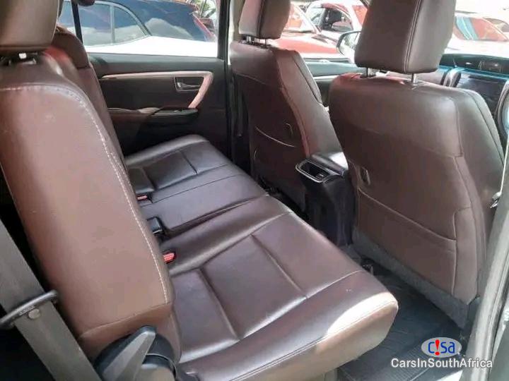 Toyota Fortuner Manual 2022 - image 11