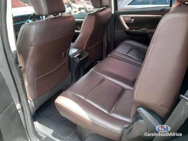 Toyota Fortuner Manual 2022 - image 12