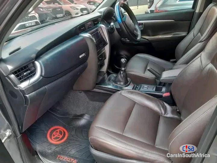 Toyota Fortuner Manual 2022 - image 13