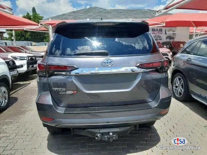 Toyota Fortuner Manual 2022 - image 7