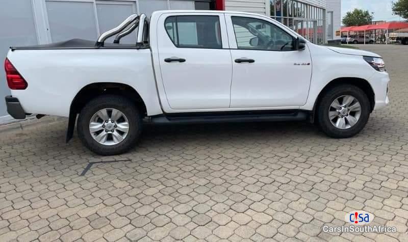Pictures of Toyota Hilux 2018 Toyota Hilux 2.8GD-6 For Sale. 0735069640 Manual 2018