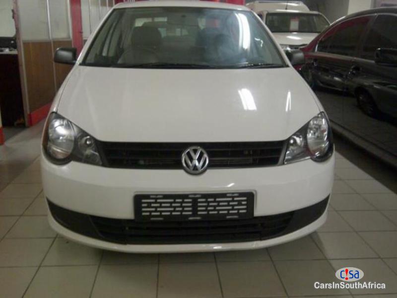 Volkswagen Polo 1.4 Manual 2011 - image 2