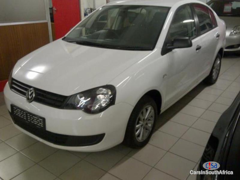 Volkswagen Polo 1.4 Manual 2011 - image 3