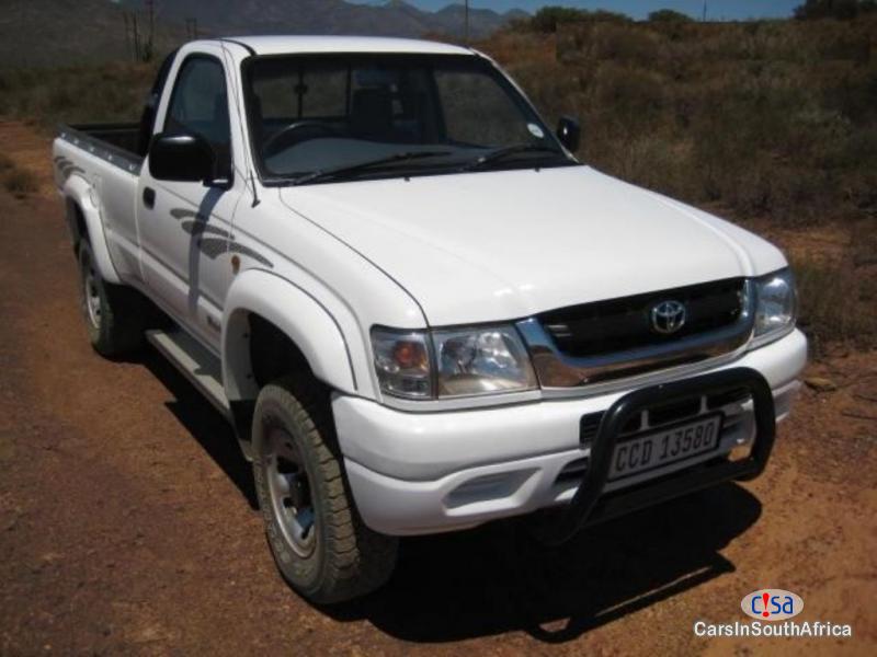 Toyota Hilux 3.0 Manual 2003 - image 2
