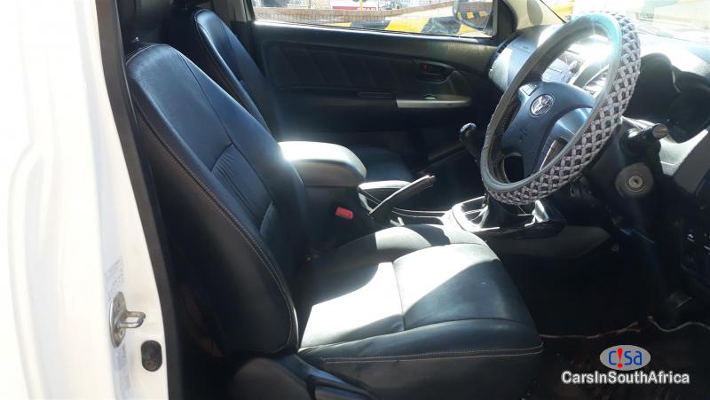 Picture of Toyota Hilux 3.0 Manual 2015 in South Africa