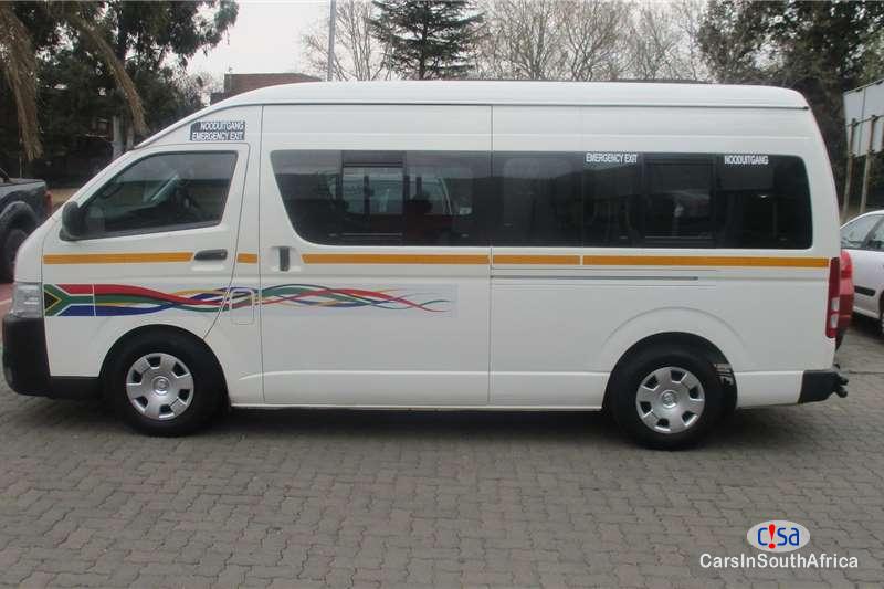 Toyota HiAce 2.7 Manual 2019 - image 2
