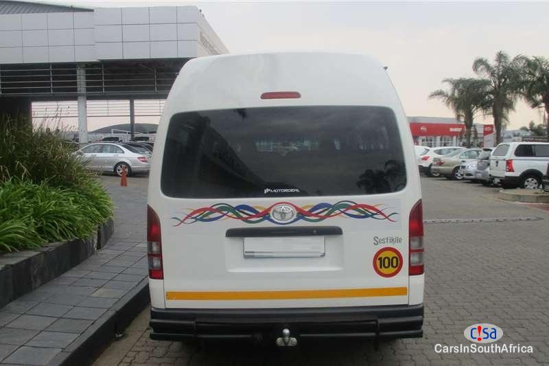 Toyota HiAce 2.7 Manual 2019 - image 3