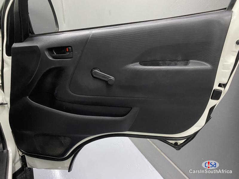 Toyota HiAce 2.5 Manual 2019 - image 4