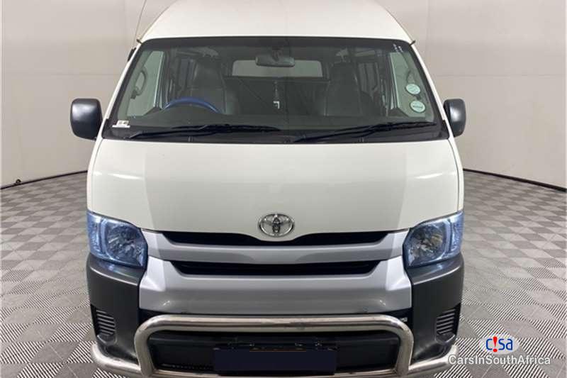 Toyota Quantum 2.5 Manual 2020 - image 3