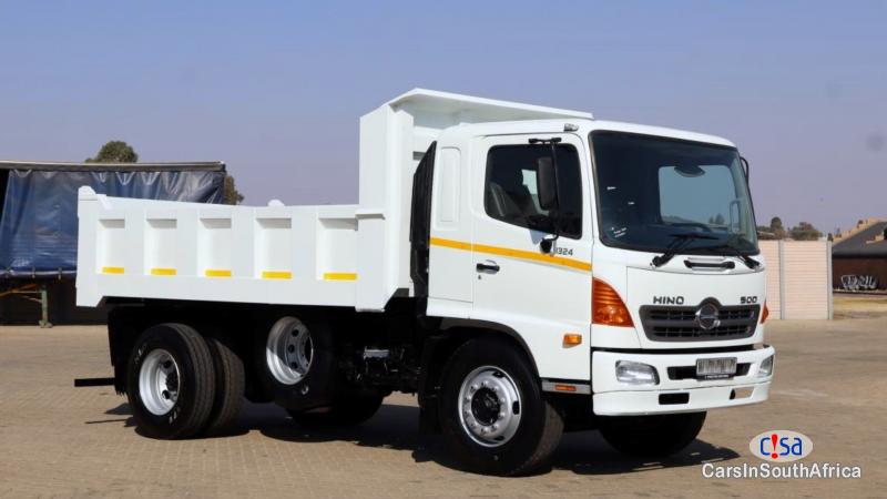 Toyota 5.2 Automatic 2015 in South Africa - image