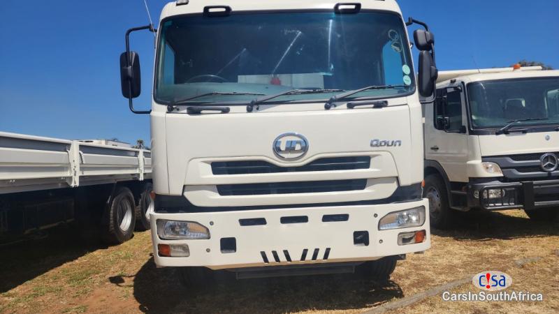 Nissan 5.2 Automatic 2018 - image 7