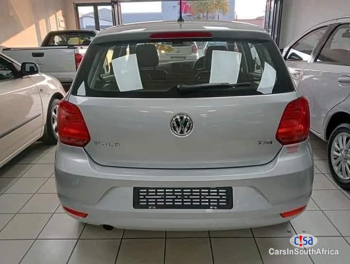 Volkswagen Polo 2017 Volkswagen 1.2 Tsi Manual 0698183175 Manual 2017 - image 2