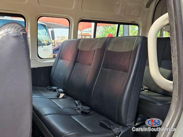 Toyota Quantum 2.5 D-4D Sesfikile 16-Seat Manual 2020 - image 4