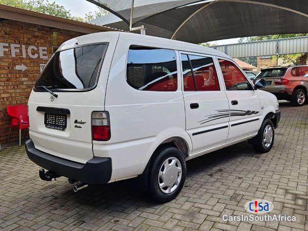 Toyota Condor 1800 Estate Manual 2001 - image 2