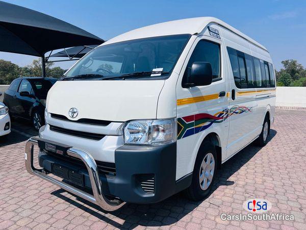 Picture of Toyota Quantum 2.5 D-4D Sesfikile 16-Seat Manual 2022