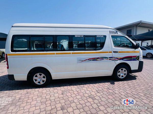 Toyota Quantum 2.5 D-4D Sesfikile 16-Seat Manual 2022