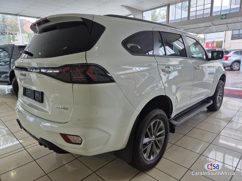 Isuzu 3.0 Automatic 2024 - image 2