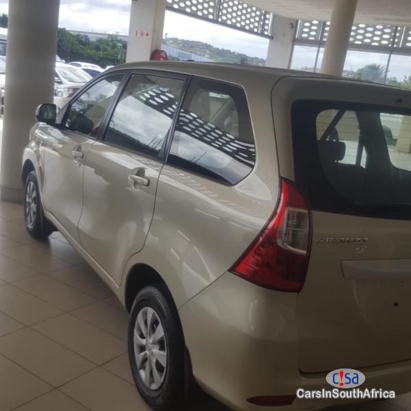 Toyota Avanza 1.5 Manual 2015 in South Africa