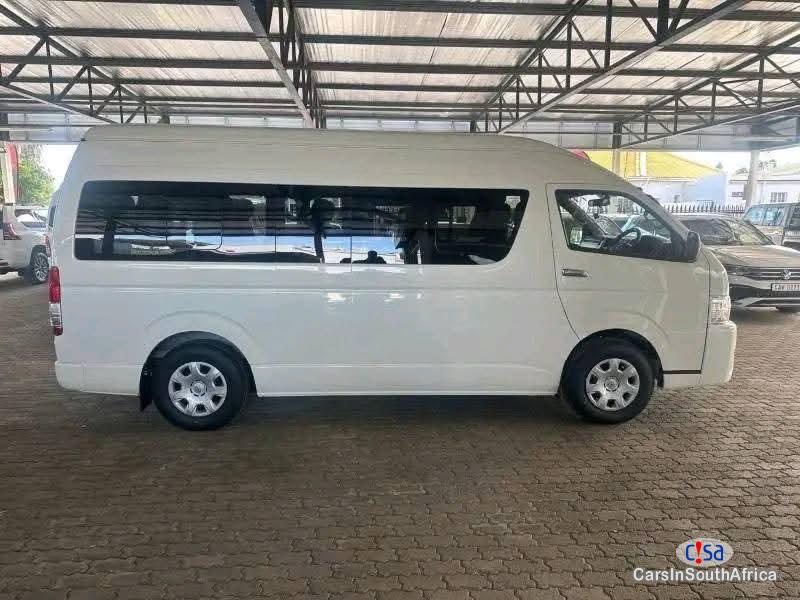 Picture of Toyota HiAce 2.5 Manual 2022