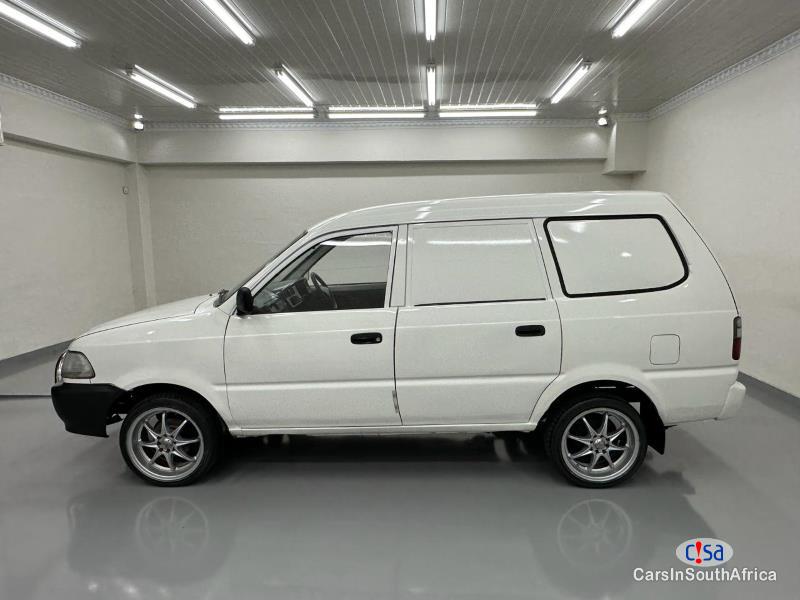 Toyota Condor 18000 (0684957752 Manual 2004 - image 3