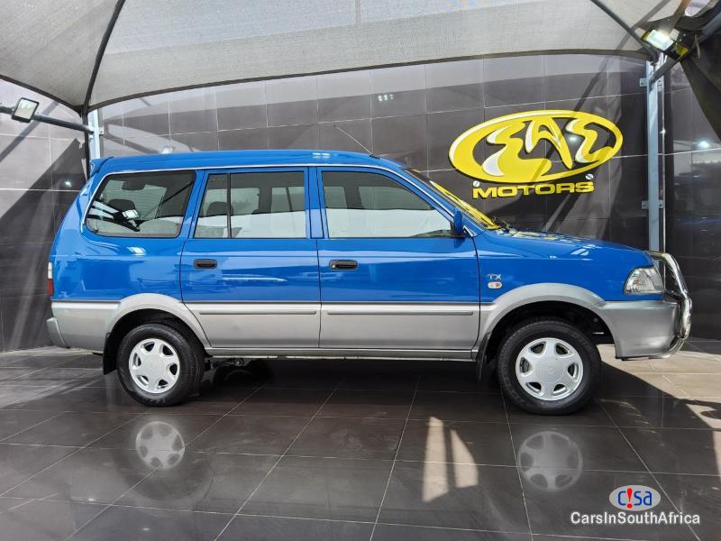 Toyota Venture 2200 GLE 5+4 Manual 1994