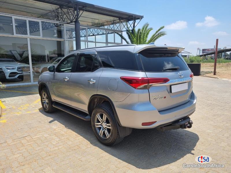 Toyota Fortuner 2.4GD6 Automatic 2019 - image 4