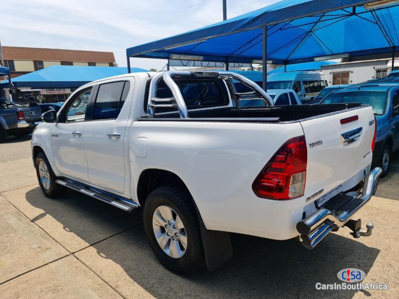 Toyota Hilux 2.8GD6 Manual 2016
