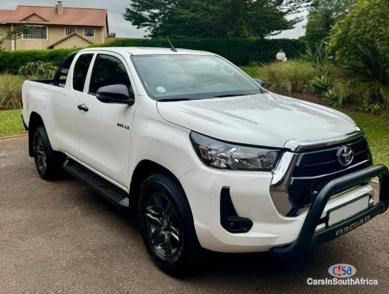 Toyota Hilux 2.8GD6 Extra Cab Automatic 2020 - image 2