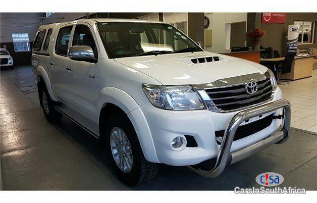 Pictures of Toyota Hilux 3.0D4D4x4 Manual 2015
