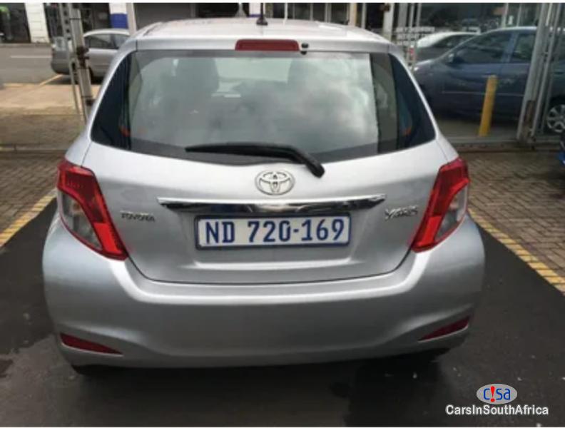 Toyota Yaris 1.0xs Manual 2015