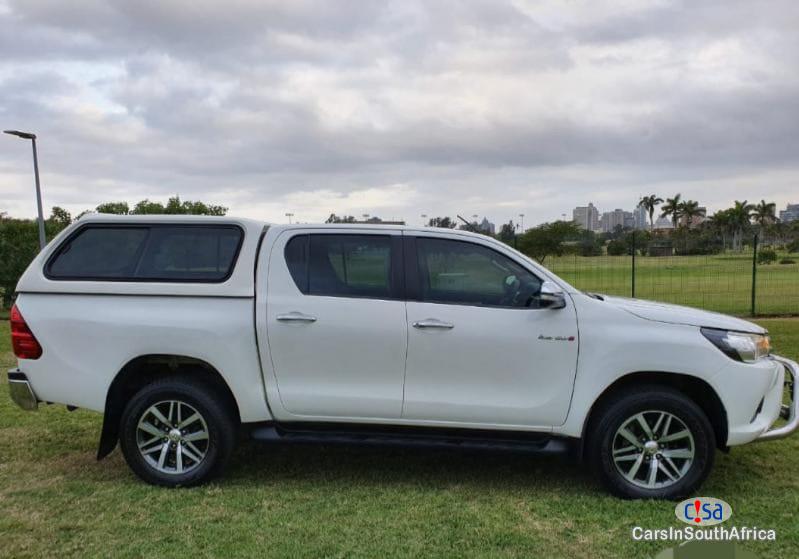 Pictures of Toyota Hilux 2.8GD6 Manual 2016