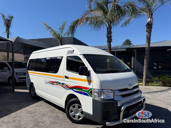 Picture of Toyota Quantum 2.5 D-4D Sesfikile 16-Seat Manual 2022