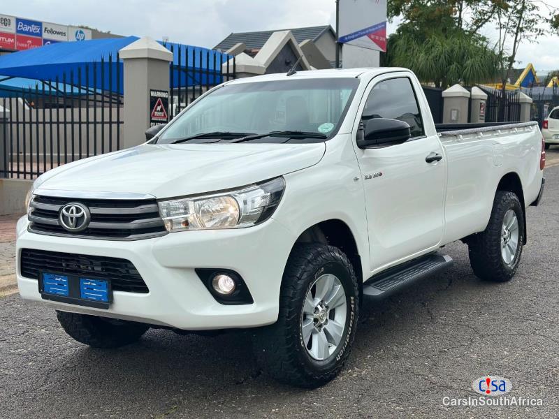 Pictures of Toyota Hilux 2.4L GD6 MANUAL 0813350925 Manual 2018