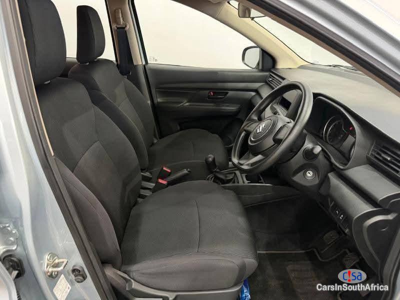 Suzuki Ertiga 1.5 GL Manual 2024 - image 2
