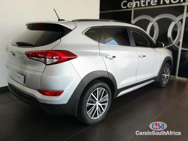 Hyundai Tucson Automatic 2017 - image 5