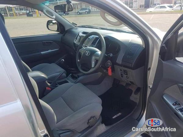 Toyota Hilux Manual 2014 in South Africa - image