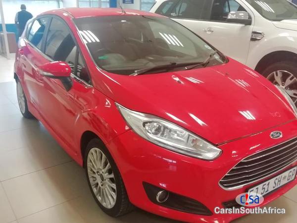 Ford Fiesta Automatic 2016 - image 2
