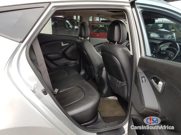 Hyundai ix35 Manual 2014 - image 8