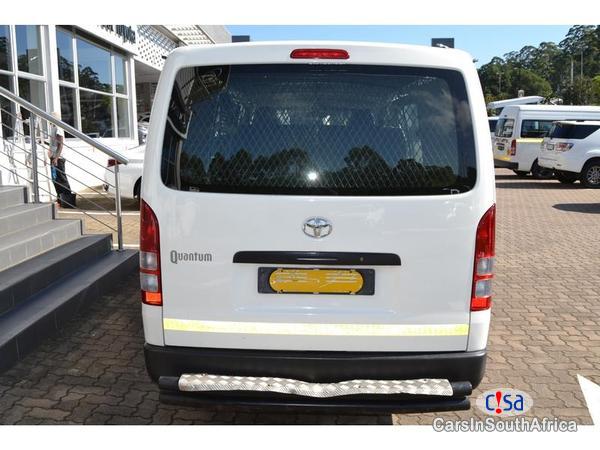 Toyota Quantum 2.5D_4D Panel Van Manual 2013 - image 4