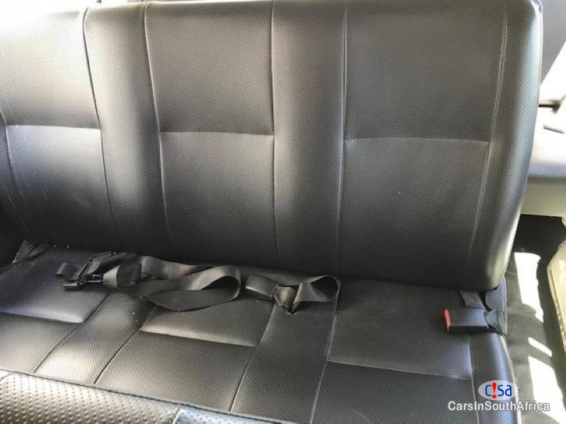 Toyota Quantum 2.5 Manual 2022 - image 3