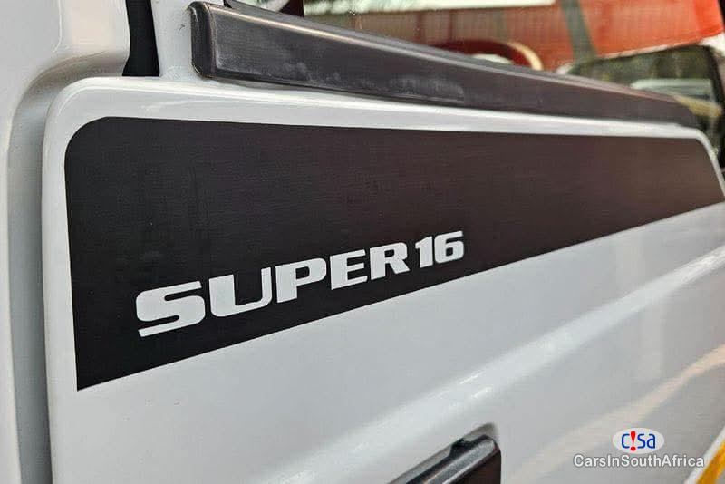 Toyota HiAce 2.5 Manual 2007 - image 6