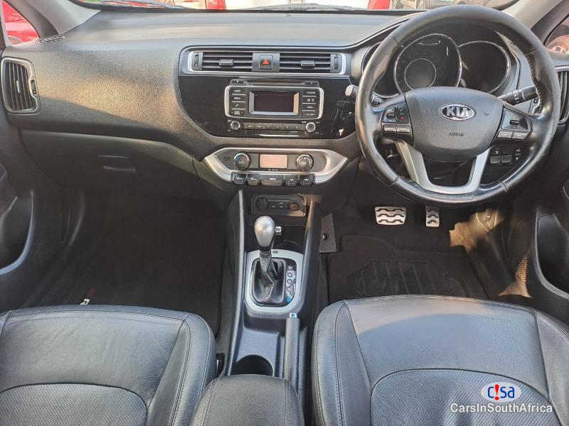 Kia Rio 1.4 /call Whatsapp 068 346 6875 Automatic 2016 - image 3