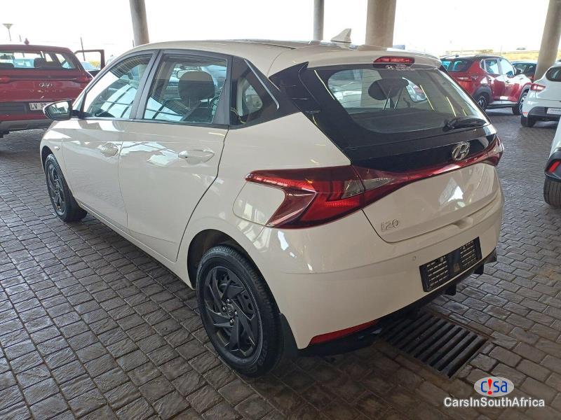 Hyundai i20 1.2 /call Whatsapp 068 346 6875 Manual 2023 - image 2